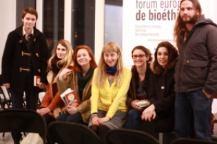 Valeria Panzetta, la terza da sinistra