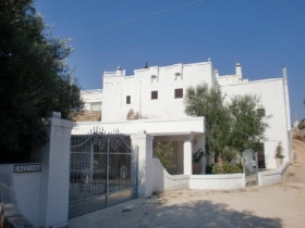 Masseria Cazzigna a Pezze di Greco