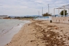 La spiaggia di Torre Canne ridotta a pochi metri di battigia