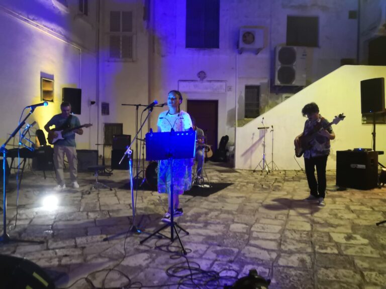 All’Arco del Balì è andata in scena la Festa della Musica All'Arco del Balì è andata in scena la Festa della Musica - Osservatorio Fasano