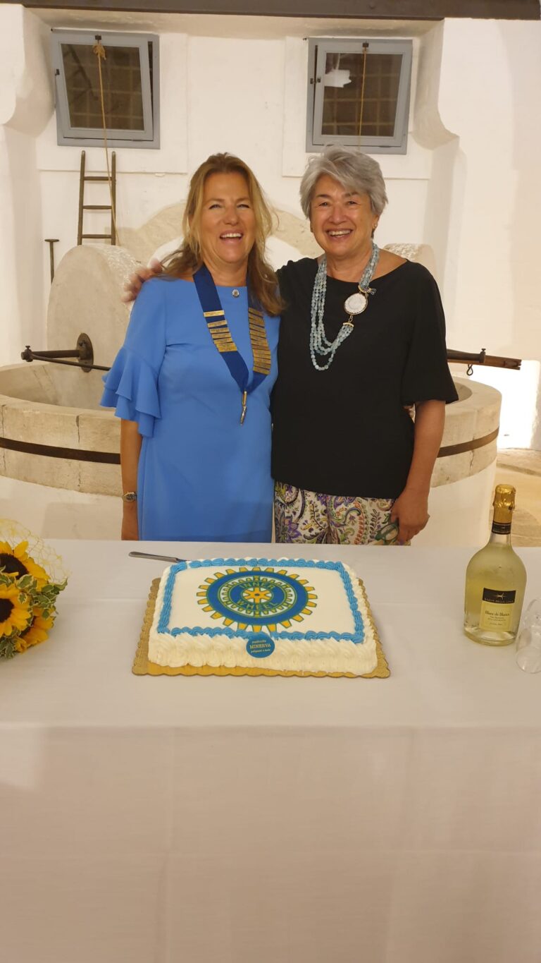 Inner Wheel Club Fasano: Passaggio di consegna Inner Wheel Club Fasano: Passaggio di consegna - Osservatorio Fasano