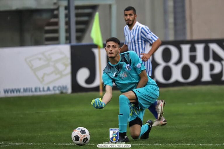 Cade ancora il Fasano, questa volta sotto i colpi del Sorrento - Osservatorio Fasano