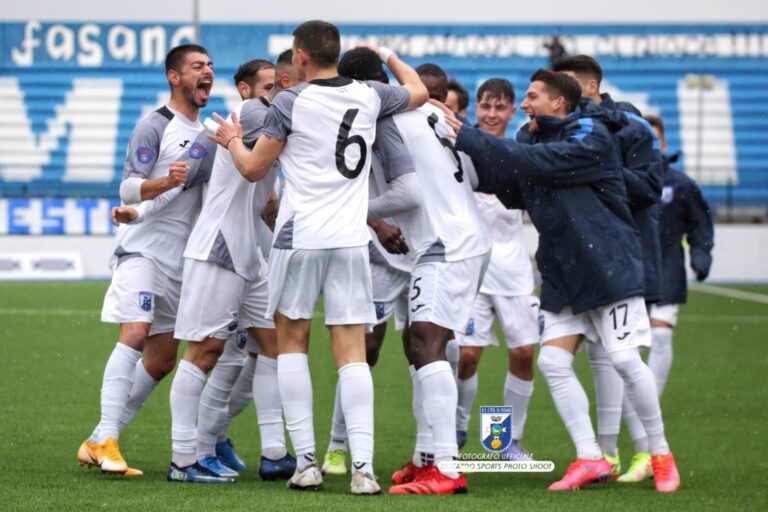 Fasano-Bitonto: non una partita come le altre. Il racconto della domenica “bollente” del Curlo - Osservatorio Fasano