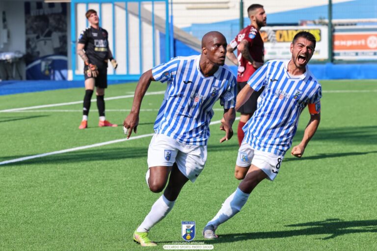 Bitonto-Fasano, si infiamma la sfida per il primo turno play-off Bitonto-Fasano, si infiamma la sfida per il primo turno play-off - Osservatorio Fasano