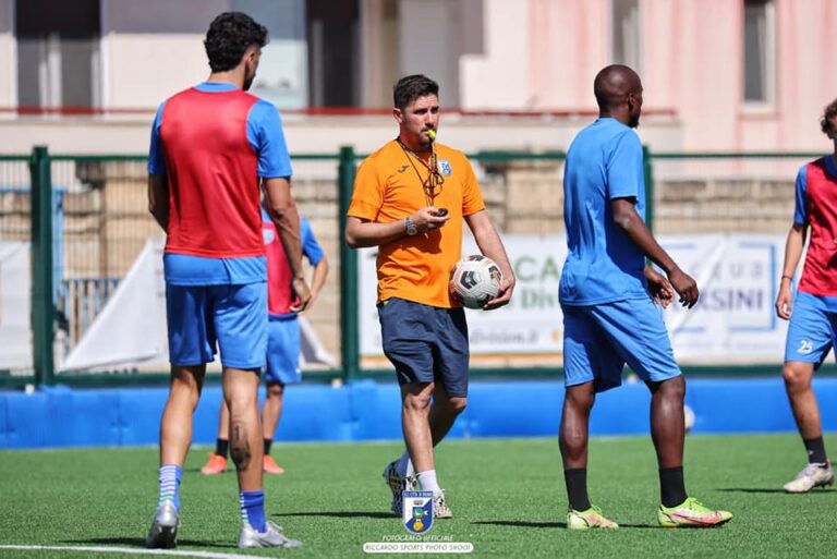 Gravina-Fasano per chiudere la regular season 2021.2022 Gravina-Fasano per chiudere la regular season 2021.2022 - Osservatorio Fasano