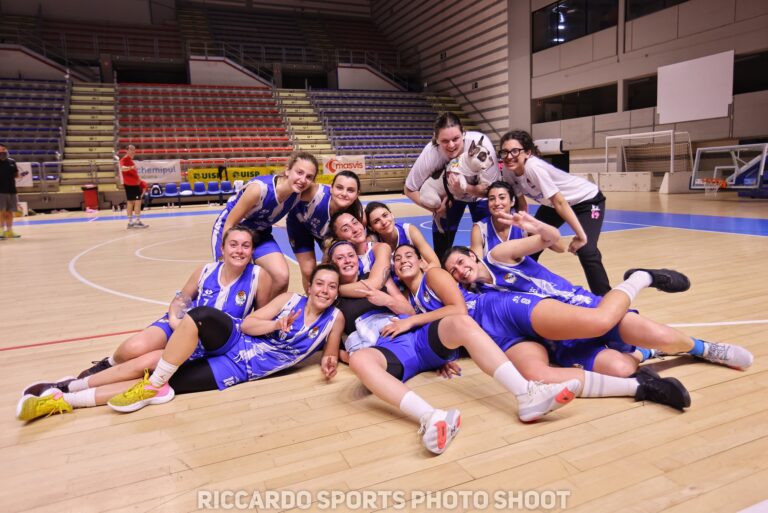 Esordio in serie B per la Eco Ambiente Sud Basket Fasano Esordio in serie B per la Eco Ambiente Sud Basket Fasano - Osservatorio Fasano