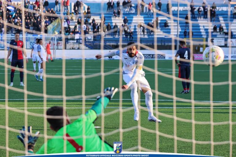 Il Fasano ritrova il sorriso e i 3 punti, Francavilla in Sinni ko per 2-1 - Osservatorio Fasano