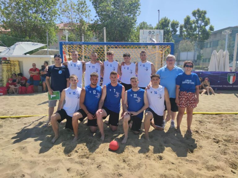 Terzo posto ai campionati italiani di Beach Handball per la Junior Fasano Terzo posto ai campionati italiani di Beach Handball per la Junior Fasano - Osservatorio Fasano