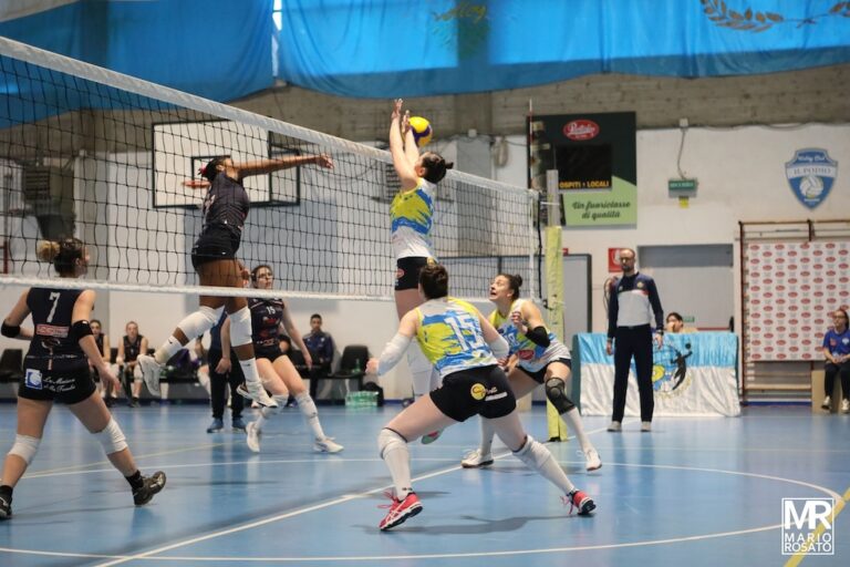 La Pantaleo Podio Volley Fasano cade sul campo della capolista Altino - Osservatorio Fasano
