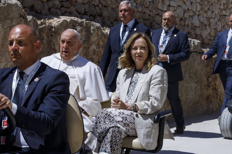 G7 Fasano: il giorno del Papa VIDEO G7 Fasano: il giorno del Papa VIDEO - Osservatorio Fasano