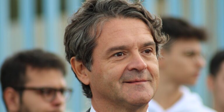Vaccinazioni Covid, Amati: ‘Al Conforama di Fasano il primo hub vaccinale da almeno 2000 prestazioni al giorno, su 4000 mq di superficie’ Vaccinazioni Covid, Amati: 'Al Conforama di Fasano il primo hub vaccinale da almeno 2000 prestazioni al giorno, su 4000 mq di superficie' - Osservatorio Fasano