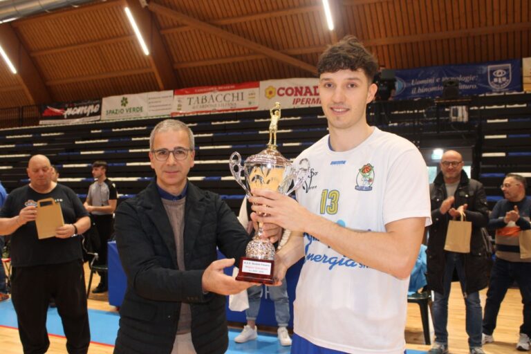 Joaquin Acuña vince il premio di “Miglior Giocatore” - Osservatorio Fasano