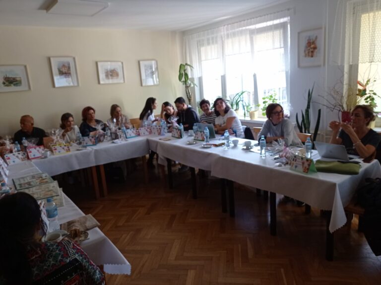 Il “Salvemini” a Cracovia per il progetto Erasmus+ “SILVER HERITage” Il "Salvemini" a Cracovia per il progetto Erasmus+ “SILVER HERITage” - Osservatorio Fasano