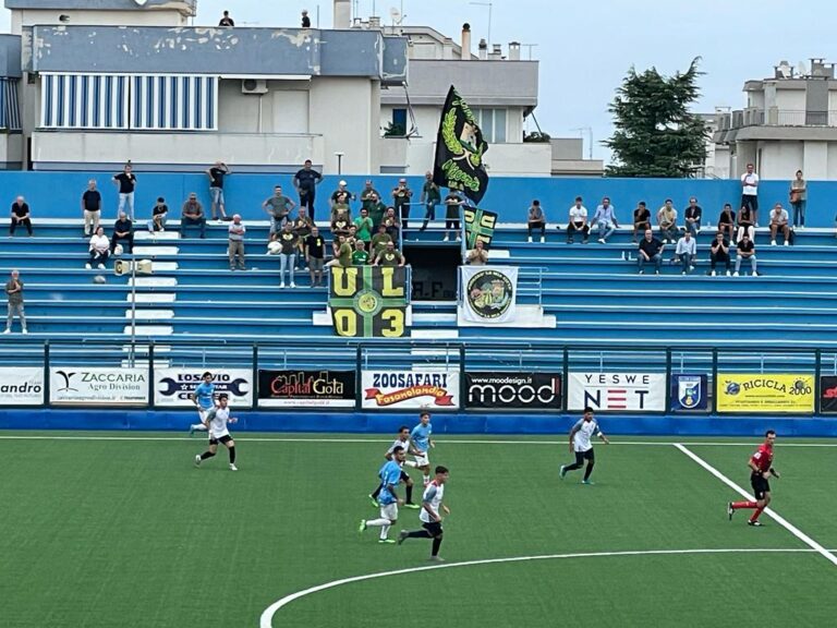 Serie D, il Fasano cala il poker e batte 4-1 il Lavello Serie D, il Fasano cala il poker e batte 4-1 il Lavello - Osservatorio Fasano