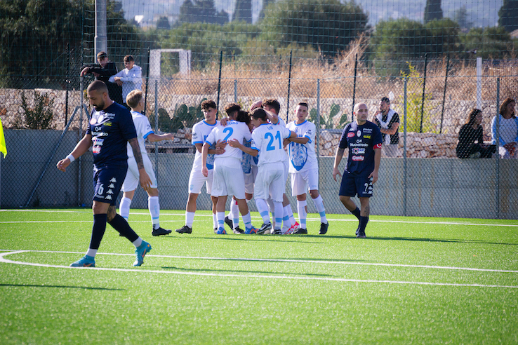 La BS Soccer Team Fasano archivia la pratica Latiano e si gode il primato in classifica La BS Soccer Team Fasano archivia la pratica Latiano e si gode il primato in classifica - Osservatorio Fasano