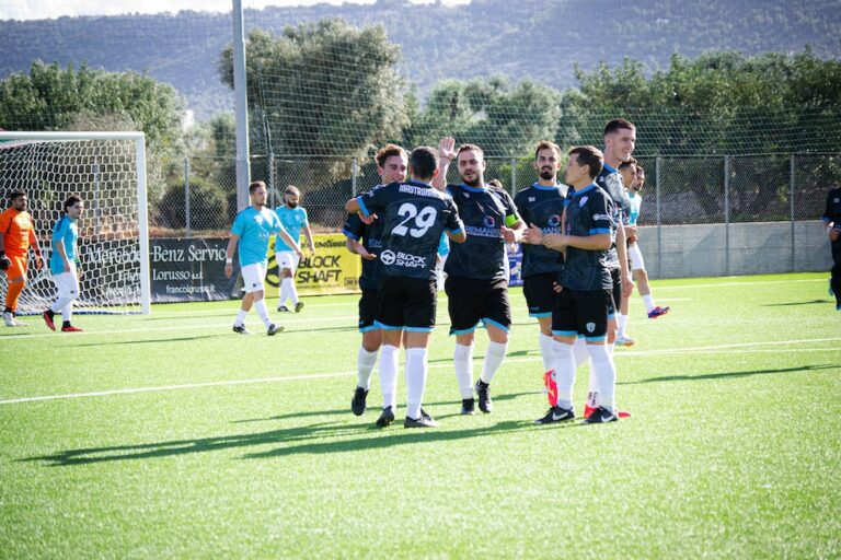 La BS Fasano prepara il debutto in campionato davanti al pubblico di casa La BS Fasano prepara il debutto in campionato davanti al pubblico di casa - Osservatorio Fasano