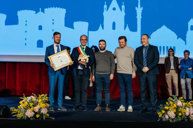 Fasano premiato Comune Plastic Free con una “tartaruga” - Osservatorio Fasano
