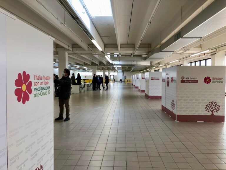 Con 29.159 dosi somministrate, l’Hub di Fasano è il primo della provincia Con 29.159 dosi somministrate, l'Hub di Fasano è il primo della provincia - Osservatorio Fasano
