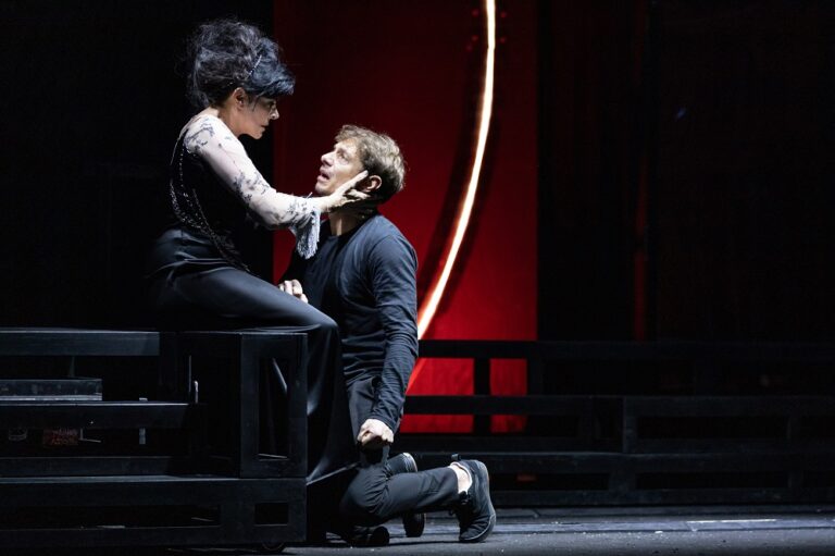 Rassegna di Prosa: Giorgio Pasotti e Mariangela D’Abbraccio al Teatro Kennedy con «Hamlet» Rassegna di Prosa: Giorgio Pasotti e Mariangela D’Abbraccio al Teatro Kennedy con «Hamlet» - Osservatorio Fasano