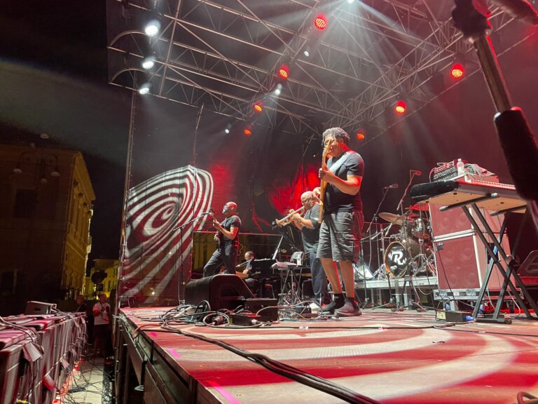 Il maestro del jazz Herbie Hancock in piazza Ciaia - Osservatorio Fasano