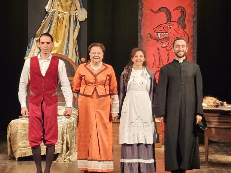 Festival Di scena a Fasano: un grande testo di Ruccello portato in scena dalla compagnia Gli Ignoti - Osservatorio Fasano