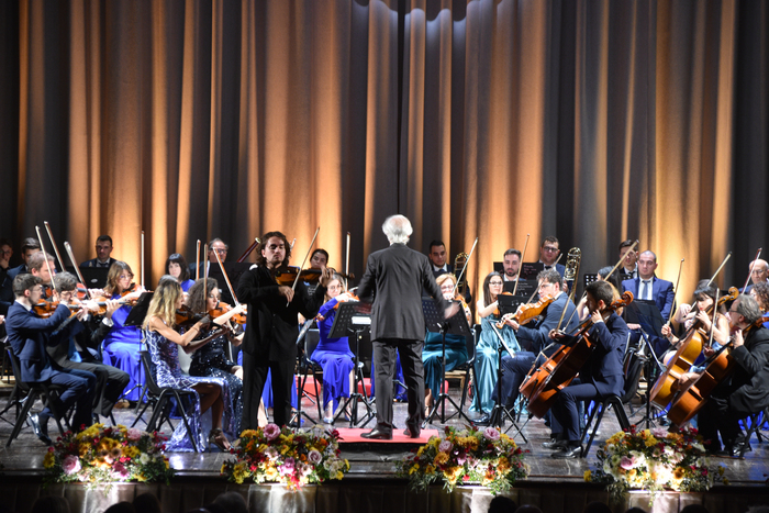 Gibboni e l’Orchestra Filarmonica Pugliese incantano il Kennedy Gibboni e l’Orchestra Filarmonica Pugliese incantano il Kennedy - Osservatorio Fasano