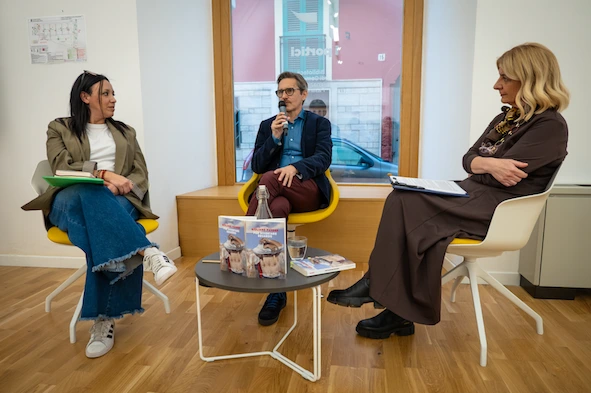 Fasano, presentato il libro “Per diventare Eduardo” Fasano, presentato il libro “Per diventare Eduardo” - Osservatorio Fasano