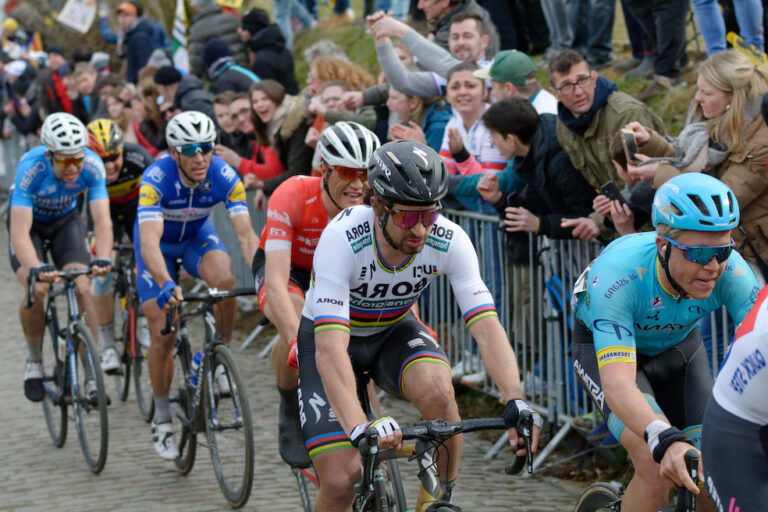 «XVIII Granfondo circuito dei Mondiali del 76» di ciclismo, modifiche alla viabilità per il 21 aprile - Osservatorio Fasano