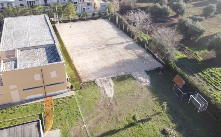 Iniziati i lavori di riqualificazione del campetto del “Professionale” VIDEO Iniziati i lavori di riqualificazione del campetto del “Professionale” VIDEO - Osservatorio Fasano