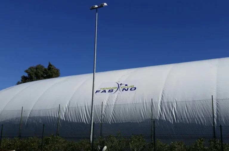 Il Tennis Club Fasano, dopo l’articolo di Osservatorio: «Non cancelliamo ciò che è stato faticosamente costruito nel tempo» Il Tennis Club Fasano, dopo l'articolo di Osservatorio: «Non cancelliamo ciò che è stato faticosamente costruito nel tempo» - Osservatorio Fasano