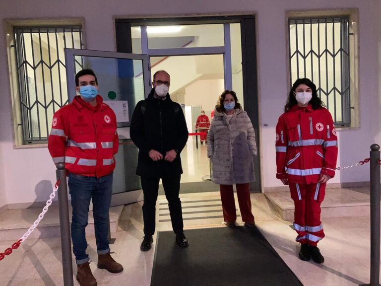 Iniziato lo screening anti-Covid19 nelle scuole di Fasano - Osservatorio Fasano