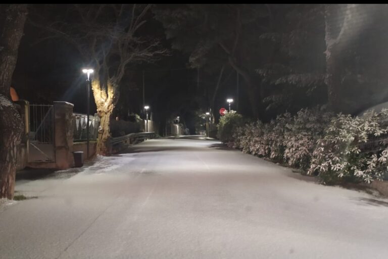 Neve a Fasano: Cento quintali di sale per le strade collinari - Osservatorio Fasano