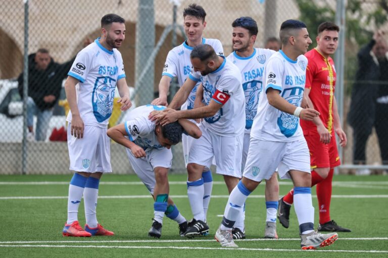 Alla BS Fasano i sogni diventano realtà: Villa Castelli battuto 8-1 e grande festa per la vittoria del campionato Alla BS Fasano i sogni diventano realtà: Villa Castelli battuto 8-1 e grande festa per la vittoria del campionato - Osservatorio Fasano