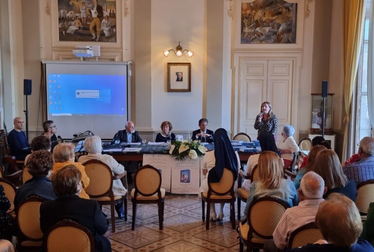 Presentato il libro «Per amore del mio paese» VIDEO Presentato il libro «Per amore del mio paese» VIDEO - Osservatorio Fasano