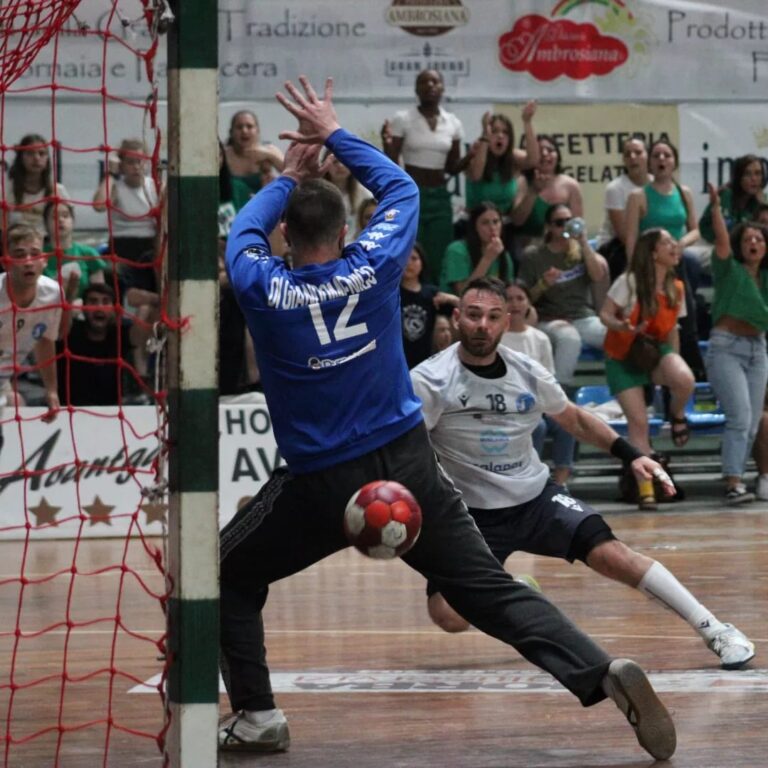 La Junior sconfitta a Conversano nella prima finale scudetto La Junior sconfitta a Conversano nella prima finale scudetto - Osservatorio Fasano