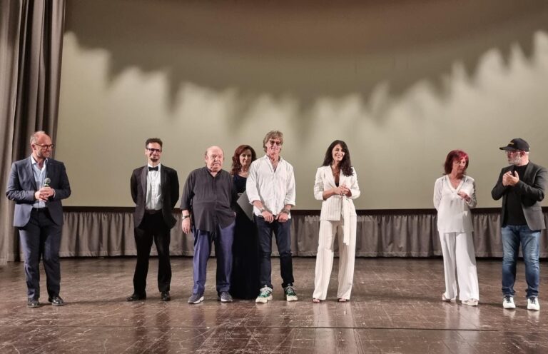 «Viaggio a sorpresa», il film con Ronn Moss e Lino Banfi a Fasano «Viaggio a sorpresa», il film con Ronn Moss e Lino Banfi a Fasano - Osservatorio Fasano