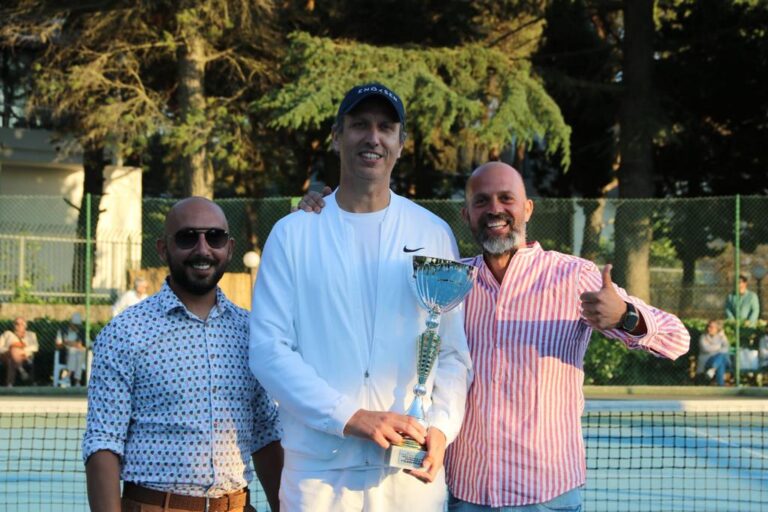Al TC Fasano si è concluso il torneo Nazionale Eco.San Al TC Fasano si è concluso il torneo Nazionale Eco.San - Osservatorio Fasano