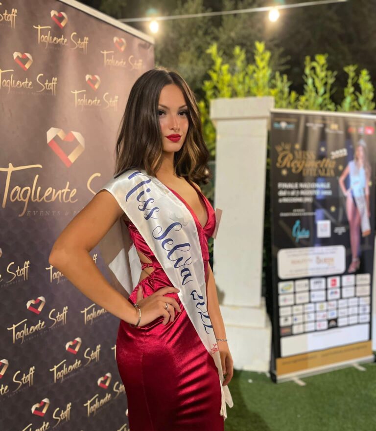 A Vittoria Morga la fascia di Miss Selva 2022 A Vittoria Morga la fascia di Miss Selva 2022 - Osservatorio Fasano