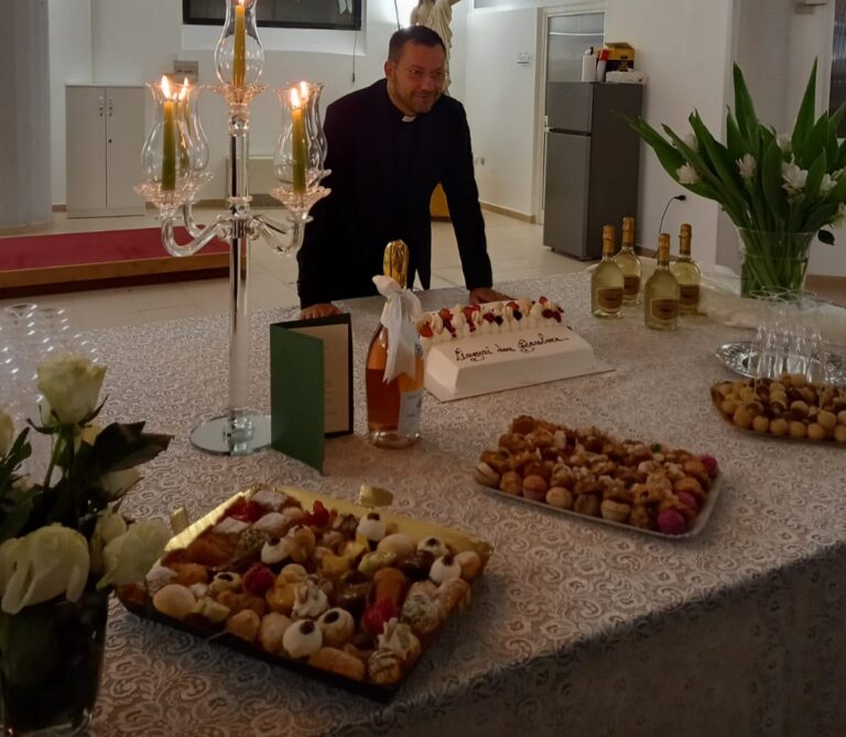Don Gianluca: In cammino da quindici anni! Don Gianluca: In cammino da quindici anni! - Osservatorio Fasano