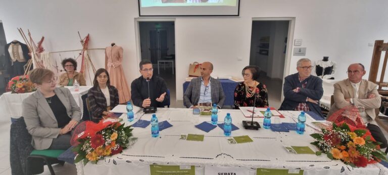 Presentato ieri l’ultimo libro di Palmina Cannone: Sapori e Saperi - Osservatorio Fasano