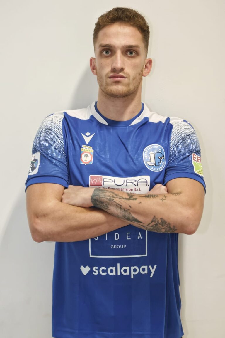 La Junior frena contro il Bressanone La Junior frena contro il Bressanone - Osservatorio Fasano