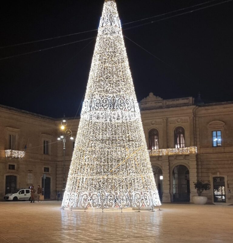 Presentato il «Natale a Fasano 2022» - Osservatorio Fasano