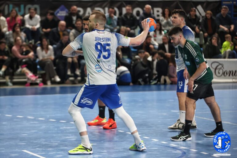 La Junior perde il derby con il Conversano La Junior perde il derby con il Conversano - Osservatorio Fasano