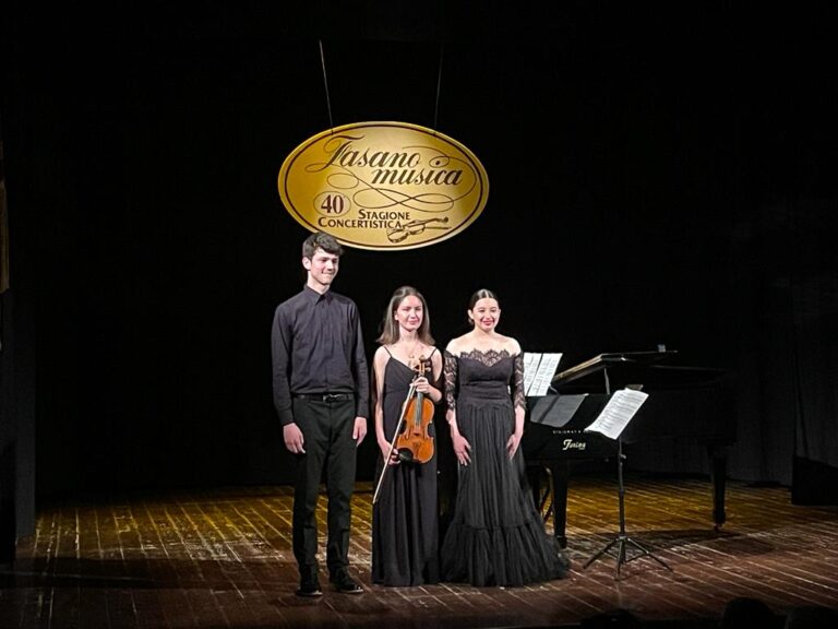 Il trio violino e pianoforte chiude i Concerti Aperitivo di Fasanomusica - Osservatorio Fasano