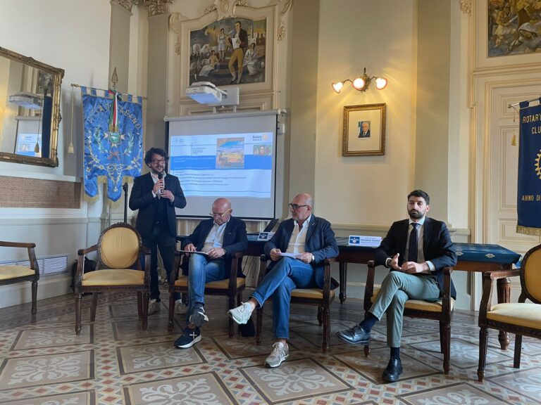Glamping: buona riuscita dell’incontro organizzato dal Rotary Club di Fasano Glamping: buona riuscita dell'incontro organizzato dal Rotary Club di Fasano - Osservatorio Fasano