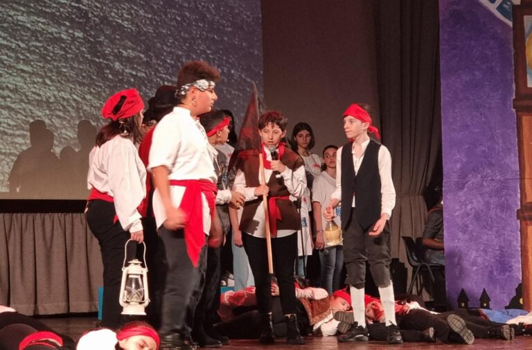 '…solo chi sogna può volare!': il musical del comprensivo 'G. Galilei' - Osservatorio Fasano