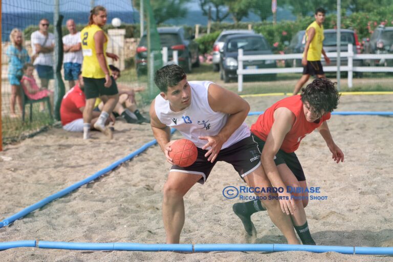 La Junior Fasano pronta ai campionati italiani di Beach Handbal - Osservatorio Fasano