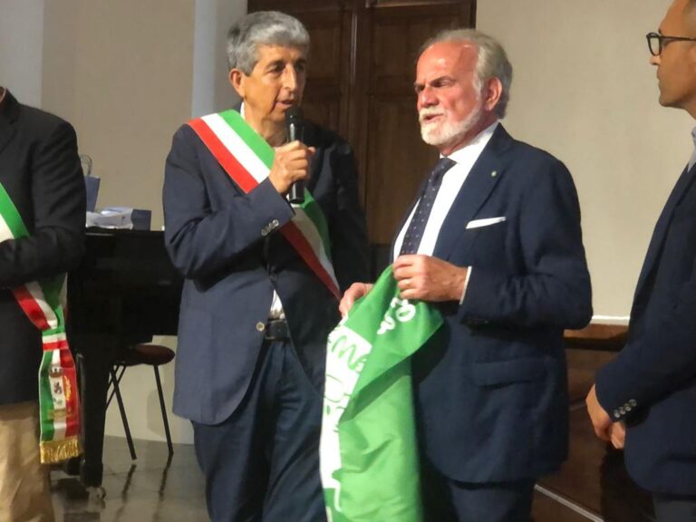 Consegnate a Roccella Jonica le Bandiere Verdi 2023 - Osservatorio Fasano