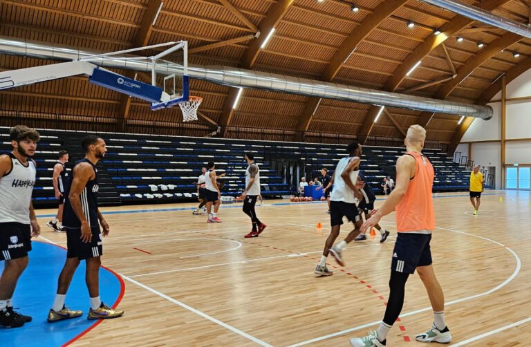 Happy Casa Brindisi in allenamento al Palazzetto di Fasano VIDEO - Osservatorio Fasano