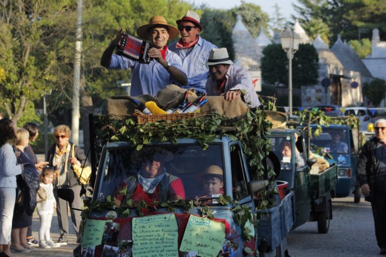 Ultimo appuntamento del calendario estivo della Pro Selva Festa dell’Uva a Selva di Fasano - Osservatorio Fasano